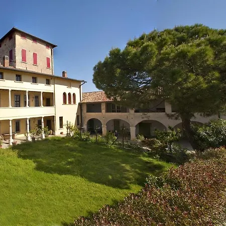 مزرعة للإقامة Agrigturismo Monte Cicogna Moniga del Garda